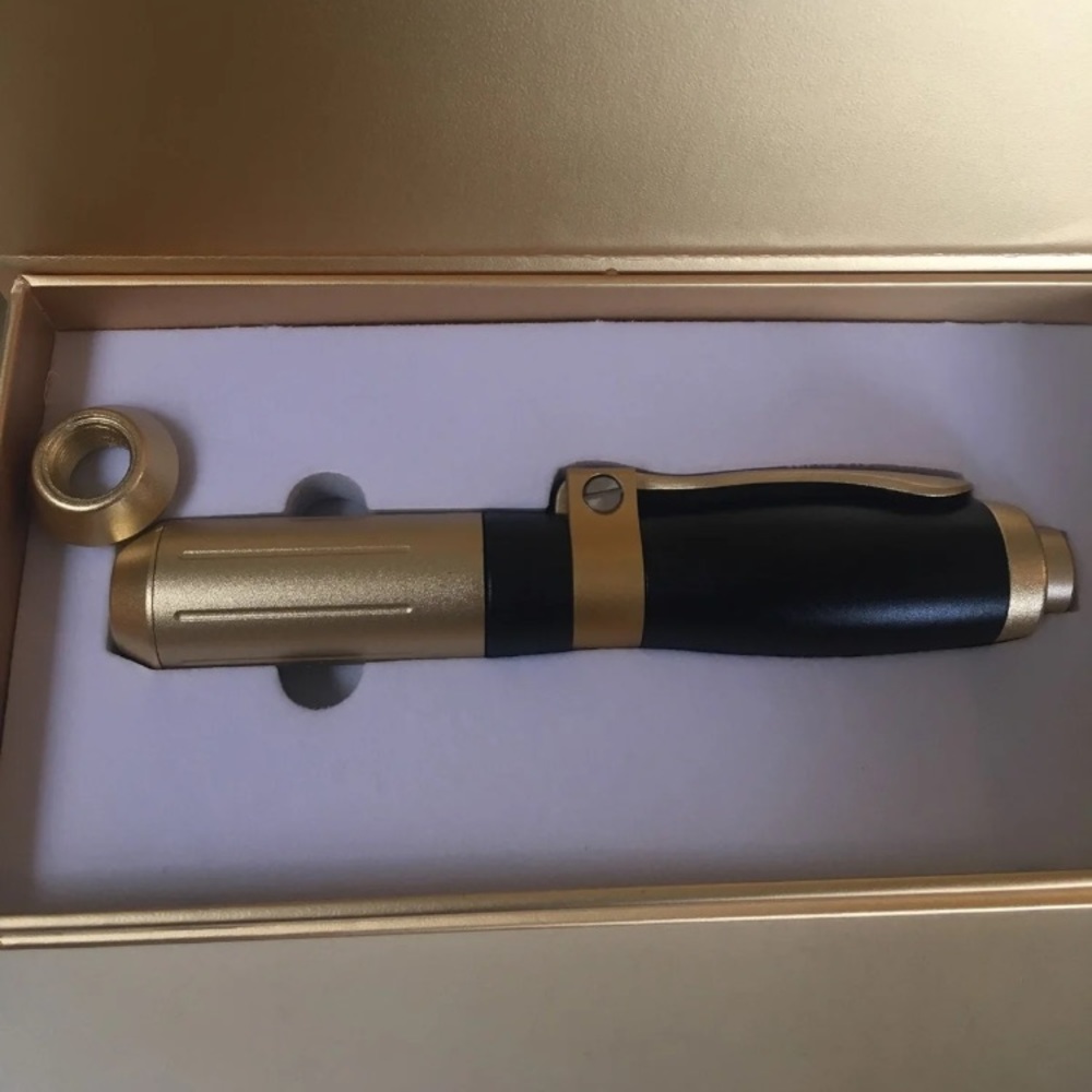 **SOLD** Hyaluron Pen with ampoules